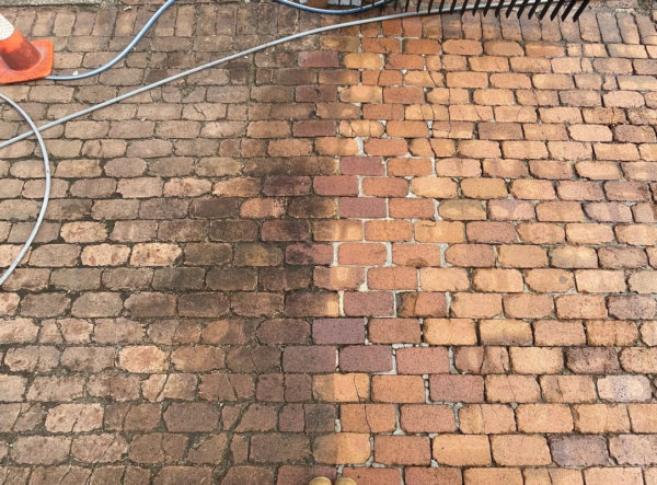 pressure washing east brisbane